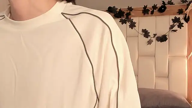 Daphne And Roger online show from December 2025 11:09:02 AM