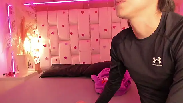 Daphne And Roger online show from February 2026 10:56:02 AM