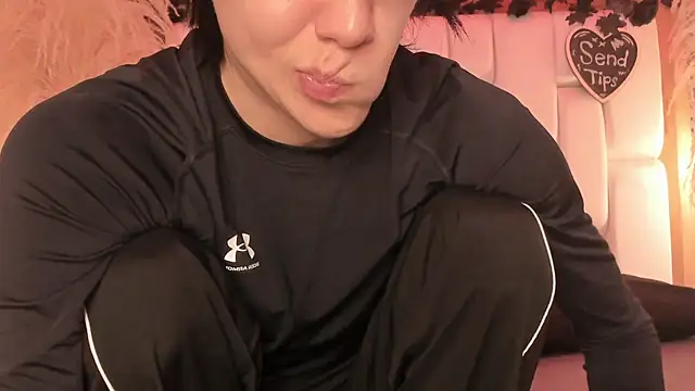 Daphne And Roger online show from April 2026 11:05:01 AM