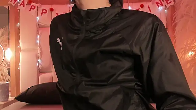 Daphne And Roger online show from February 2026 11:21:02 AM