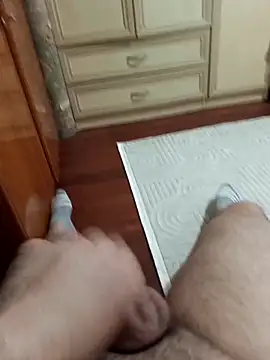 greenreal17 online show from April 2026 04:13:02 PM