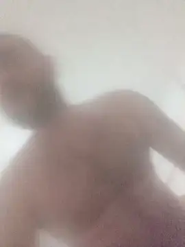 greenreal17 online show from September 2025 10:05:02 PM