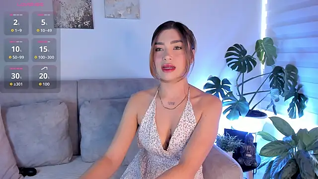Estrer collins online show from July 2026 08:41:01 PM
