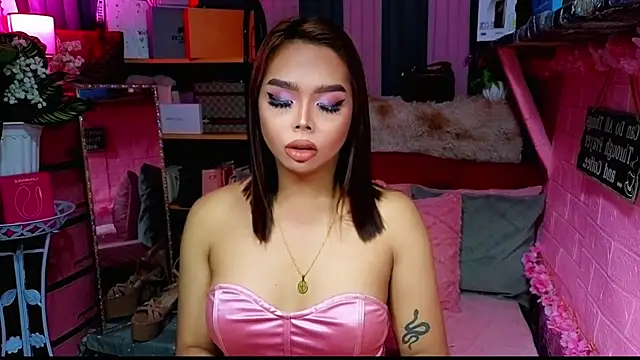 MoniqueCeleste online show from November 2025 04:23:01 PM