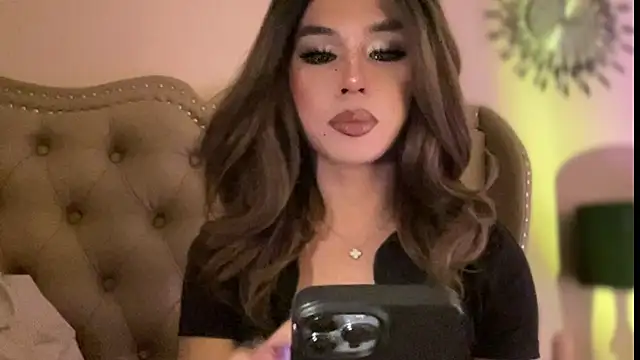 solana imani online show from April 2026 03:51:02 PM