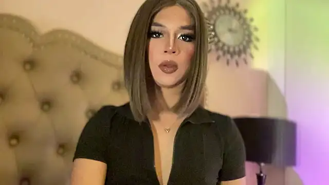 Snapshot of solana_imani chatting on February 2026 03:33:01 PM solana imani online show from February 2026 03:33:01 PM