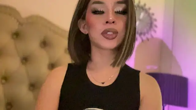 Snapshot of solana_imani chatting on March 2026 09:11:02 PM solana imani online show from March 2026 09:11:02 PM