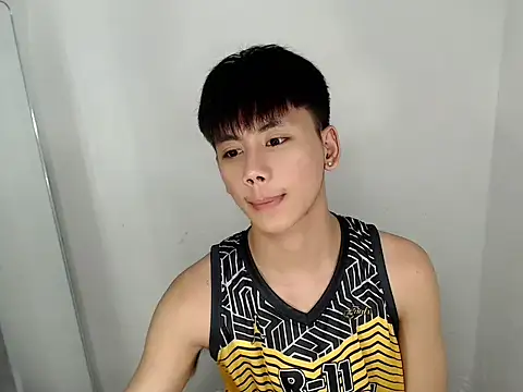 ynotyu online show from May 2026 04:21:02 PM
