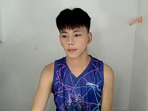 ynotyu online show from April 2026 08:15:01 PM