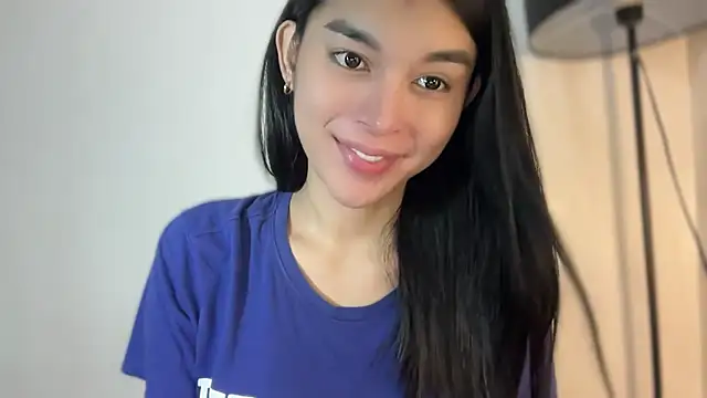 asiansmilexx online show from October 2025 01:55:02 PM