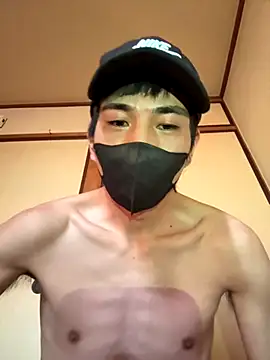 Snapshot of taka1106fuji chatting on December 2025 07:03:01 AM taka1106fuji online show from December 2025 07:03:01 AM