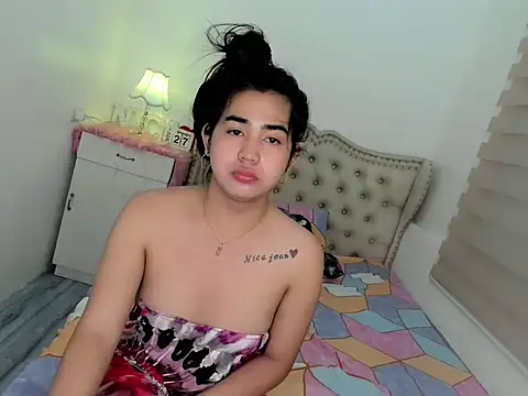 Snapshot of Alovelydoll_nica chatting on November 2025 12:55:01 AM Alovelydoll nica online show from November 2025 12:55:01 AM