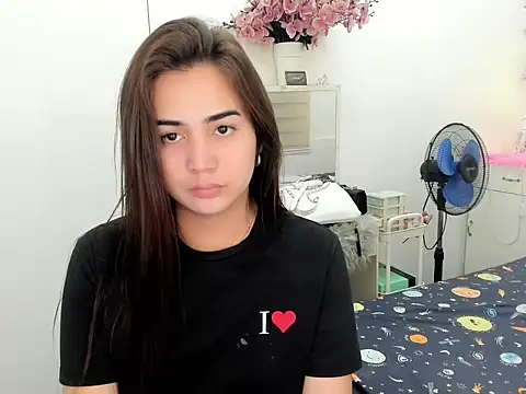 Snapshot of Alovelydoll_nica chatting on February 2026 11:53:01 AM Alovelydoll nica online show from February 2026 11:53:01 AM