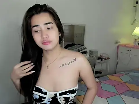 Snapshot of Alovelydoll_nica chatting on February 2026 12:53:01 AM Alovelydoll nica online show from February 2026 12:53:01 AM