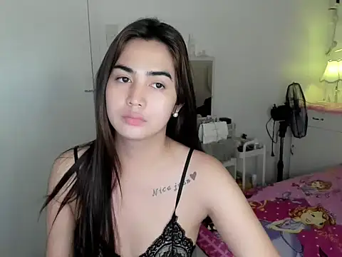 Alovelydoll nica online show from April 2026 02:02:01 PM