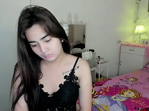 Alovelydoll nica online show from April 2026 02:13:01 AM