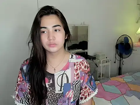 Snapshot of Alovelydoll_nica chatting on February 2026 03:39:01 AM Alovelydoll nica online show from February 2026 03:39:01 AM