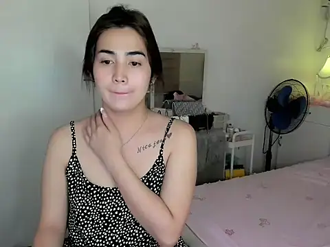 Alovelydoll nica online show from March 2026 12:32:02 PM