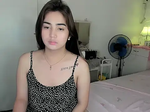 Alovelydoll nica online show from March 2026 01:04:01 AM