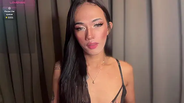 Lust-sluttymira online show from October 2025 10:39:02 AM