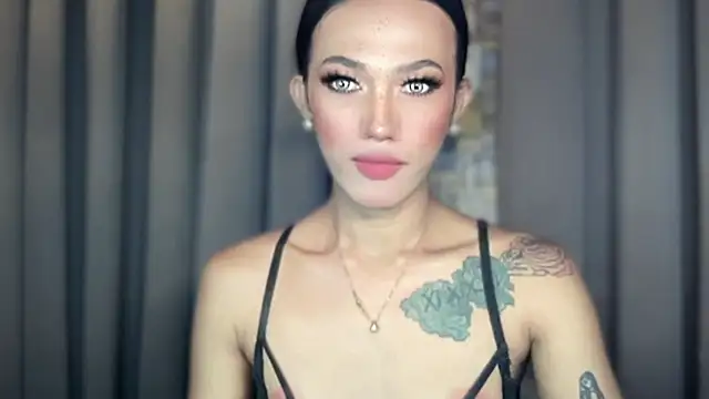 Lust-sluttymira online show from November 2025 11:38:02 PM