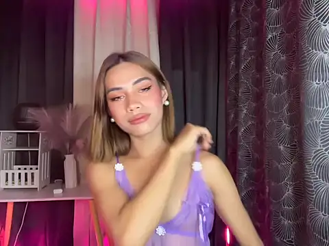 Snapshot of Lovelynikki03 chatting on November 2025 03:16:02 PM Lovelynikki03 online show from November 2025 03:16:02 PM