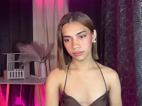 Snapshot of Lovelynikki03 chatting on October 2025 06:41:02 PM Lovelynikki03 online show from October 2025 06:41:02 PM