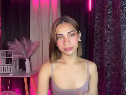 Snapshot of Lovelynikki03 chatting on October 2025 06:30:01 PM Lovelynikki03 online show from October 2025 06:30:01 PM