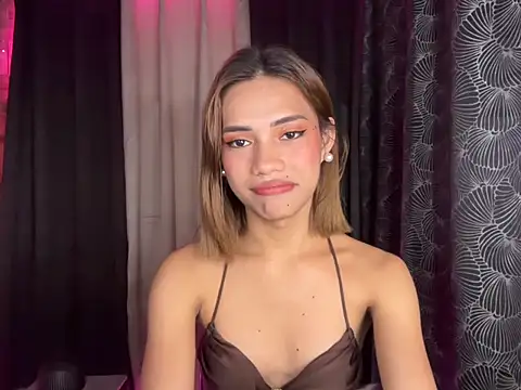 Snapshot of Lovelynikki03 chatting on November 2025 06:12:02 PM Lovelynikki03 online show from November 2025 06:12:02 PM