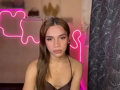 Snapshot of Lovelynikki03 chatting on September 2025 02:02:01 PM Lovelynikki03 online show from September 2025 02:02:01 PM