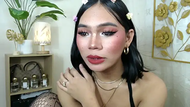 miyaa Moore online show from September 2025 08:37:01 PM