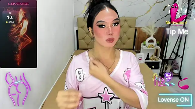 Snapshot of goddessyuki chatting on May 2026 05:43:02 PM goddessyuki online show from May 2026 05:43:02 PM