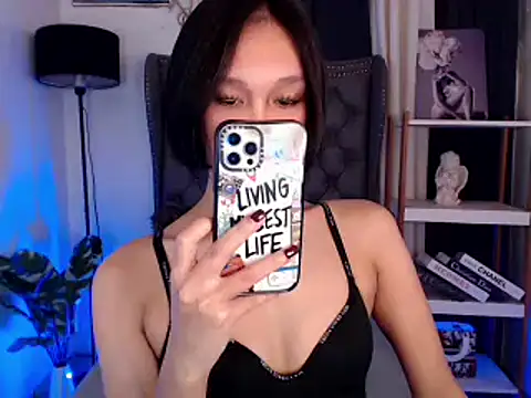 sensualmelody143 online show from October 2025 01:25:01 PM