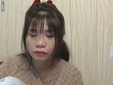 Snapshot of Ori299 chatting on November 2025 09:42:02 AM Ori299 online show from November 2025 09:42:02 AM