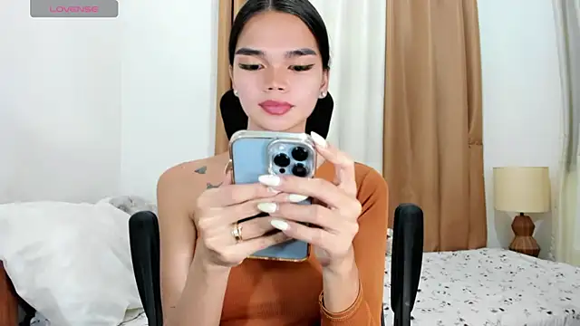 kendall petite18 online show from June 2026 04:23:02 PM