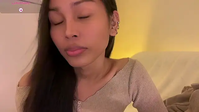 Snapshot of _sexyanne69_ chatting on November 2025 08:42:01 PM sexyanne69 online show from November 2025 08:42:01 PM