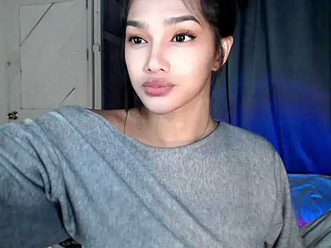 itsmekarinaaa online show from February 2026 04:07:01 PM