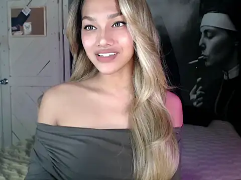 itsmekarinaaa online show from March 2026 03:25:01 PM