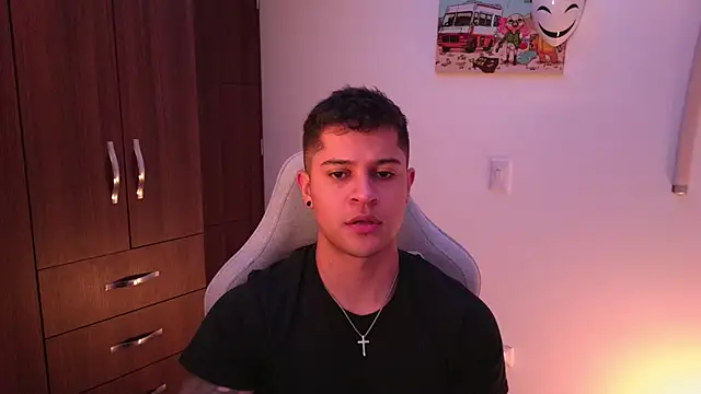 Snapshot of domsantiago_ chatting on October 2025 01:51:02 AM domsantiago online show from October 2025 01:51:02 AM