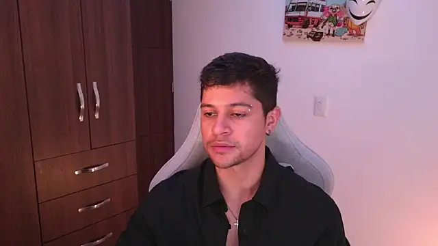 Snapshot of domsantiago_ chatting on November 2025 10:58:01 PM domsantiago online show from November 2025 10:58:01 PM