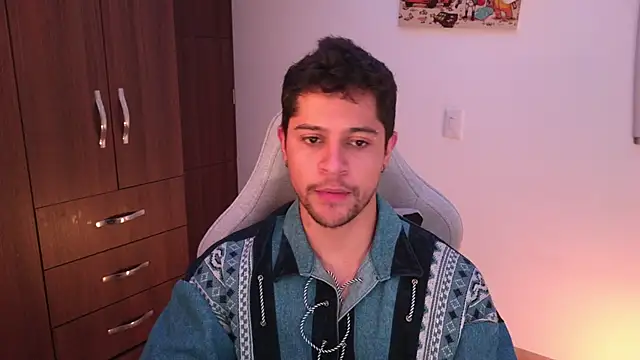 Snapshot of domsantiago_ chatting on November 2025 03:07:01 AM domsantiago online show from November 2025 03:07:01 AM