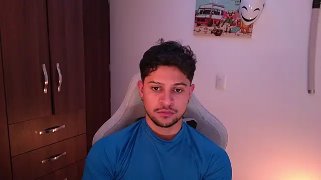 Snapshot of domsantiago_ chatting on December 2025 02:38:02 AM domsantiago online show from December 2025 02:38:02 AM