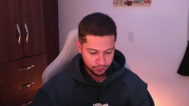 domsantiago  online show from February 2026 03:26:02 AM