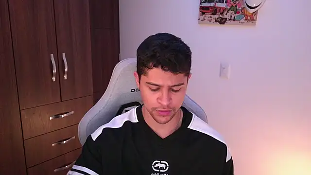 Snapshot of domsantiago_ chatting on November 2025 12:03:02 AM domsantiago online show from November 2025 12:03:02 AM