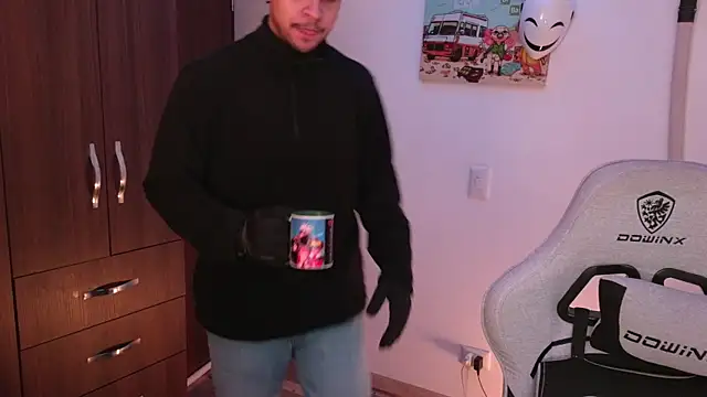 Snapshot of domsantiago_ chatting on December 2025 04:08:01 AM domsantiago online show from December 2025 04:08:01 AM