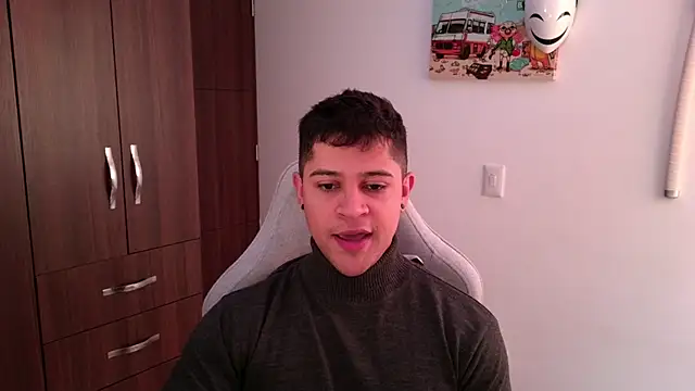 Snapshot of domsantiago_ chatting on October 2025 03:56:02 PM domsantiago online show from October 2025 03:56:02 PM