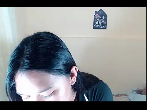 Snapshot of liannexfuckdoll chatting on May 2026 11:24:01 AM liannexfuckdoll online show from May 2026 11:24:01 AM