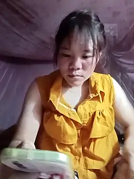 Snapshot of Nguyet135 chatting on April 2026 01:59:02 PM Nguyet135 online show from April 2026 01:59:02 PM