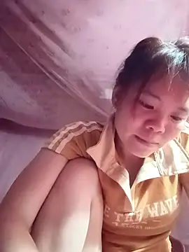 Snapshot of Nguyet135 chatting on April 2026 02:32:02 PM Nguyet135 online show from April 2026 02:32:02 PM