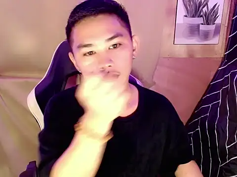 Snapshot of asianhardcock25 chatting on September 2025 09:53:02 AM asianhardcock25 online show from September 2025 09:53:02 AM